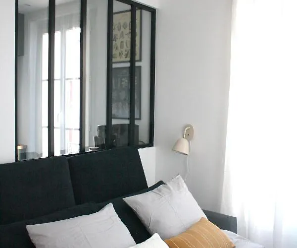 Neuf Paris - La Defense Apartman